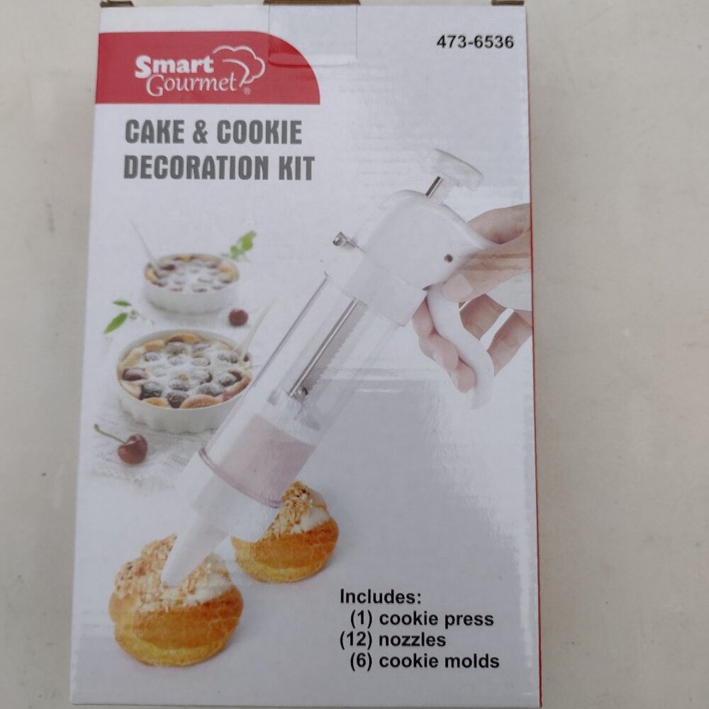NEW – Cake & Cookie Decoration Kit